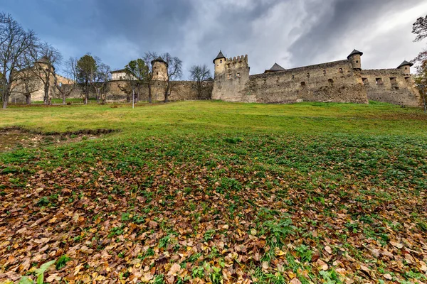 Burg Stara Lubovna Slowakei — Stockfoto