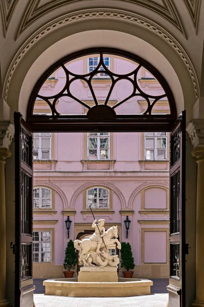 Statua San Giorgio Bratislava Slovacchia — Foto Stock