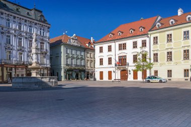 Coronavirus, Main Square, Police, Car, Roland Fountain, Knight Maximilian, French Institute, Bratislava, Slovakya.