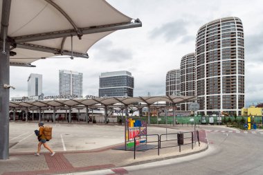 Mlynske Nivy otobüs durağı, Bratislava, Slovakya.