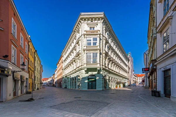 Coronavirus, Panska Caddesi, Schne Naci Heykeli, Korzo, Bratislava, Slovakya yüzünden bomboş şehir.