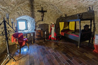 Yedek kale, iç mekan, tarihi oda, UNESCO, Spis Podhradie, Slovakya.