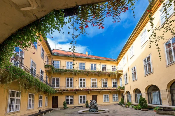 Triton Und Nymphe Schloss Mirbach Bildhauer Viktor Oskar Tilgner Altstadt — Stockfoto