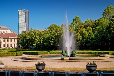 Medikal Bahçede Çeşme, Bratislava, Slovakya.