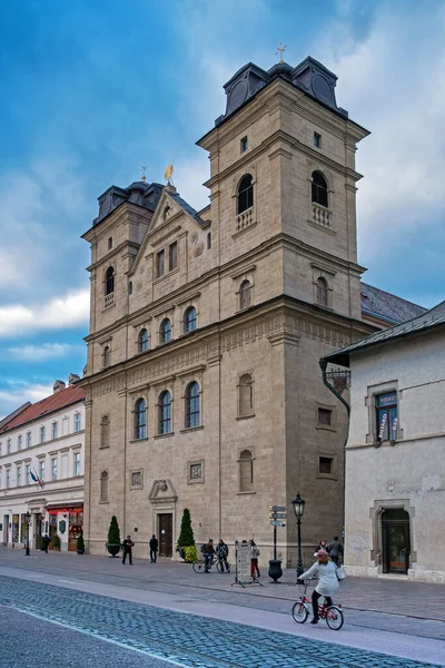 Kutsal Üçlü Kilisesi (veya Premonstratensian Kilisesi), Barok Kilisesi, Kosice, Slovakya.