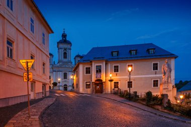 Geceleri sokak, Banska Stiavnica, Slovakya