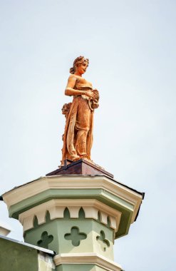 Cafe Four heykelleri, Banska Stiavnica, Slovakya