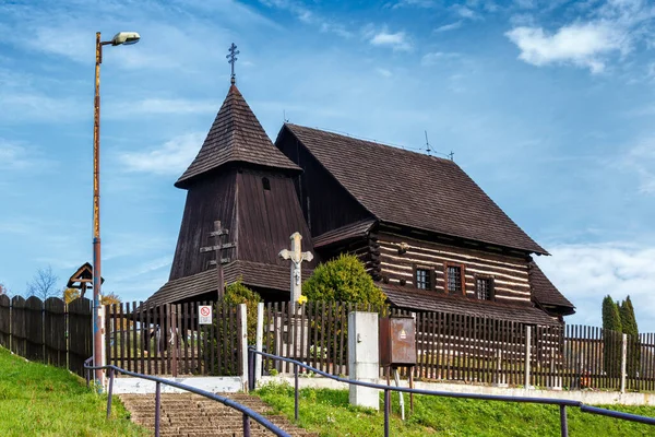 Brezany Szent Lukács Evangélista Templom Szlovákia — Stock Fotó