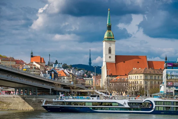 Katedrála Martina Bratislava Slovensko — Stock fotografie