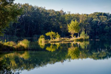 Göldeki bir ada, Rusovce, Bratislava, Slovakya