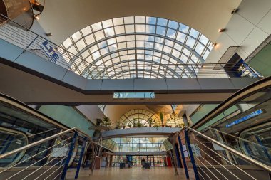 Tren istasyonu, iç mekan, Bratislava - Petrzalka - Slovakya