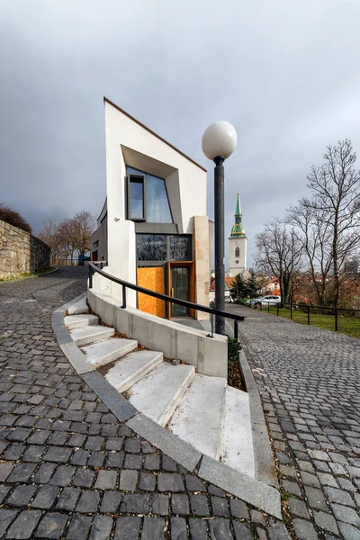 Callejón Beblaveho Catedral San Martín Bratislava Eslovaquia — Foto de Stock