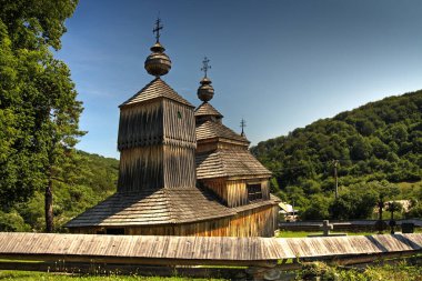 Aziz Niklas Kilisesi (Cerkov, Cerkva, Aziz Niklas), tahta Katolik kilisesi, Bizans töreni, köy, Bodruzal, Slovakya, UNESCO.