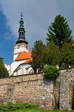 Ortaçağ Şatosu, Nove mesto nad Vahom, Slovakya.