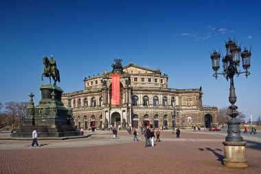 Dresden, Almanya 'da Semper Opera.