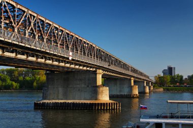 Orijinal Eski Köprü Tuna, Bratislava, Slovakya.