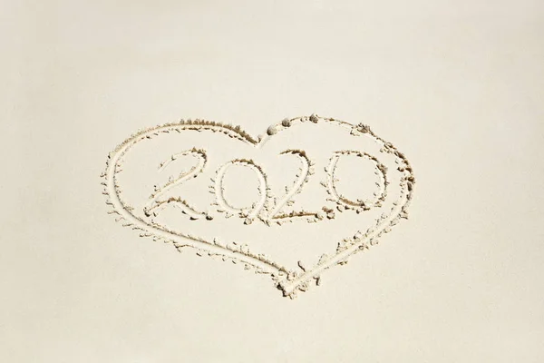 2020 yılı kumlu sahilde yazıldı. Yeni Yılınız Kutlu Olsun. 