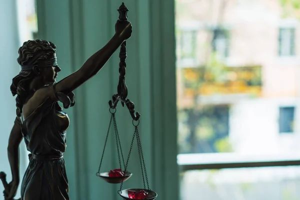 Statue Der Gerechtigkeit Einer Anwaltskanzlei — Stockfoto