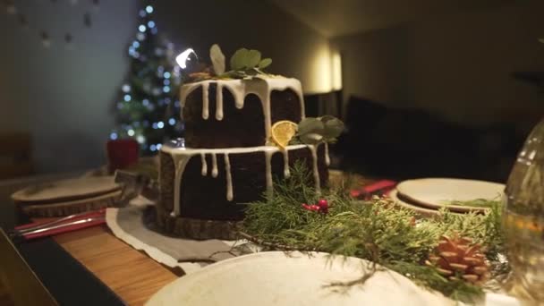 Espectacular Ambiente Árbol Navidad Acogedor Festivo Comedor Con Pastel Jengibre — Vídeo de stock