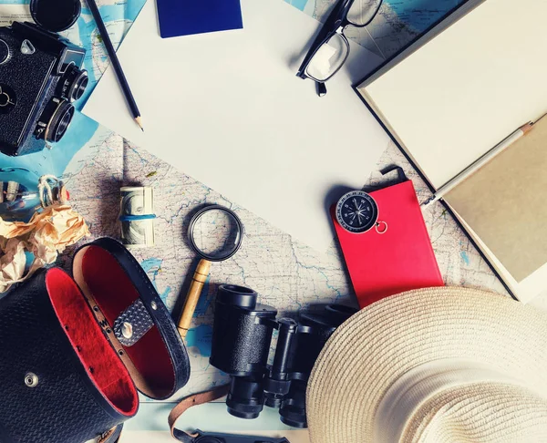 Flat Lay Accesorios Viajero Concepto Viaje Vacaciones — Foto de Stock