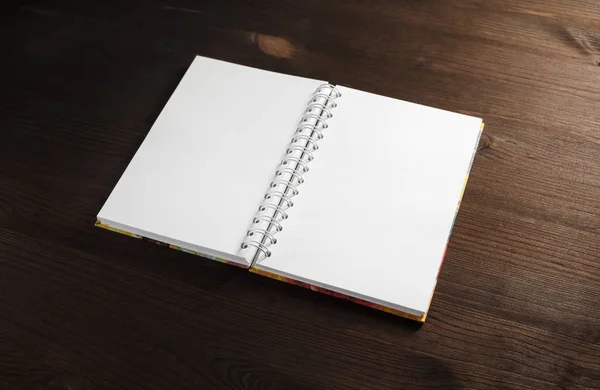 Notepad em branco mock up — Fotografia de Stock