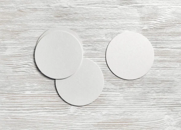 Beyaz bira altlıkları