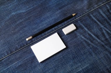 Kartvizit, kalem, silgi