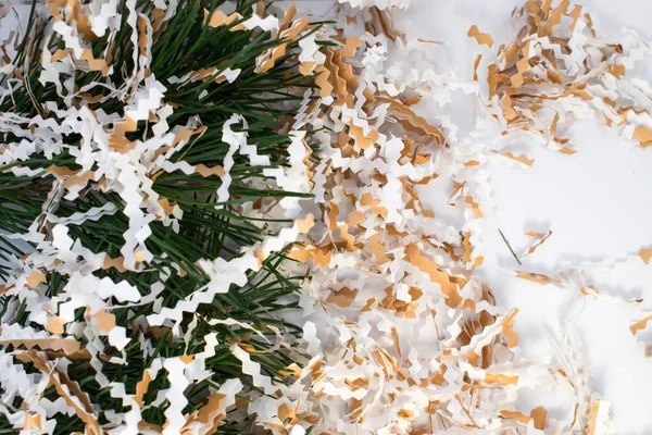 Fondo Navidad Izquierda Sobre Fondo Blanco Hay Ramas Abeto Salpicadas — Foto de Stock