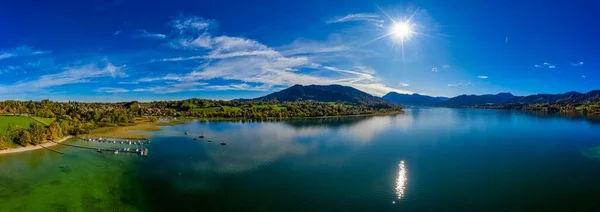 Panoramablick Über Den Beliebten Bayerischen Tegernsee Ein Wohlfühlambiente Mit Einem — Stockfoto