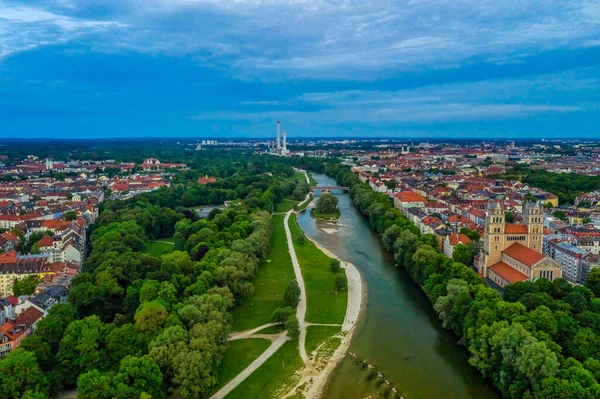 Vista Sobre Munique Com Rio Isar Autêntico Cima Baviera Alemanha — Fotografia de Stock