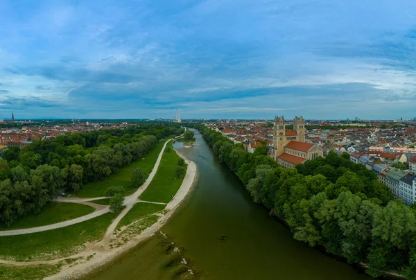Vista Sobre Munique Com Rio Isar Autêntico Cima Barvaria Alemanha — Fotografia de Stock