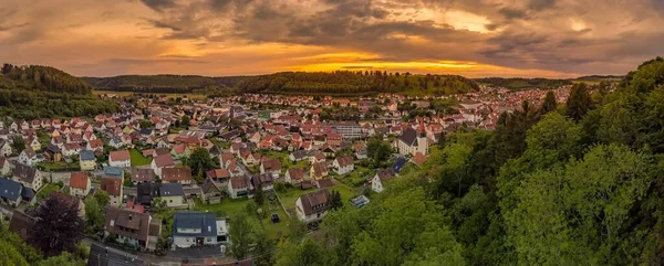 Almanya Esslingen Neckar Skyline Ortaçağ Şehri Gece Aydınlandı Çatılar Üzerinde — Stok fotoğraf