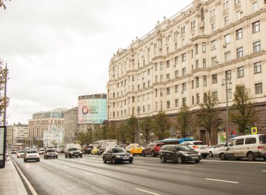 Moscw, Rusya. Bölüm 17, 2019. Moskova 'nın merkezindeki Tverskaya Caddesi