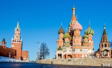 St. Basil Katedrali ve Kremlin Duvarı, Moskova, Rusya