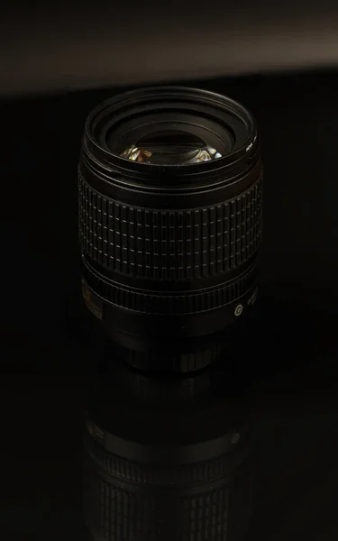 Studio Product Image Slr Lens Een Zwarte Achtergrond — Stockfoto