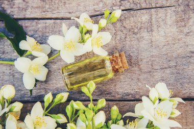 Yasemin esans. seçici odak. 