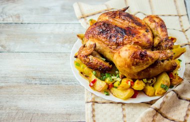 Kızarmış tavuk. Şükran günü. Seçici odak gıda et