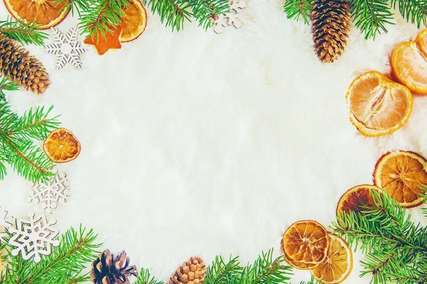Noel arkaplanı. Mutlu yıllar. Seçici Odaklanma Tatili