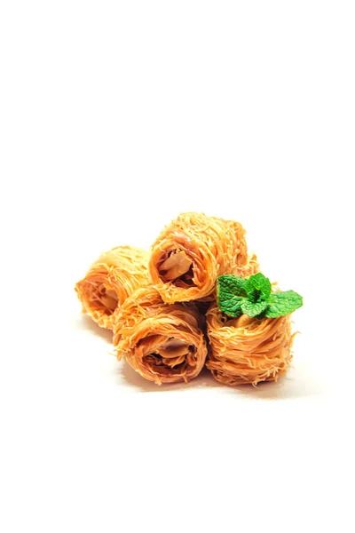Doçura Oriental Baklava Com Amendoim Mel Isola Foco Seletivo Natureza — Fotografia de Stock