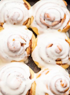 Sır, kopya alanı, ev yapımı tarçınlı çörek görünümü top.