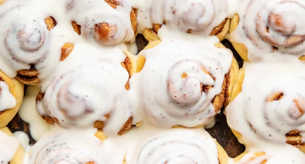 Sır, kopya alanı, ev yapımı tarçınlı çörek görünümü top.