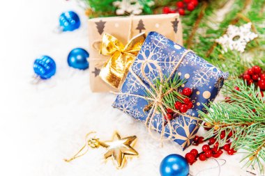 Noel arkaplanı. Mutlu yıllar. Seçici Odaklanma Tatili