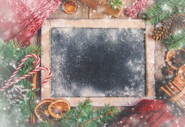 Noel arkaplanı. Mutlu yıllar. Seçici Odaklanma Tatili