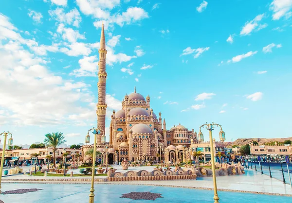 Большая Красивая Мечеть Шарм Эль Шейх Выборочный Фокус Природа — стоковое фото