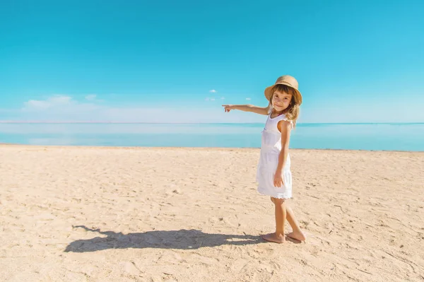 Criança Praia Marítima Foco Seletivo Natureza — Fotografia de Stock