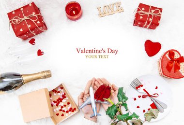 Sevgililer Günü. Güzel bir hediye gezisi. Seçici odaklanma. Tatil