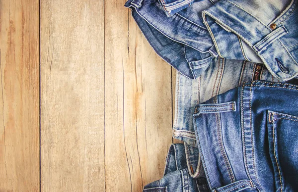 Jeans Stilvolle Kleidung Selektiver Fokus Einkaufszeit Natur — Stockfoto