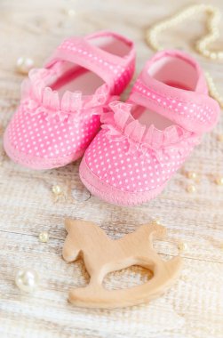 Güzel yumuşak arka, Aksesuar yeni doğmuş bebek. Seçici odak.