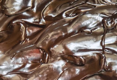 Doku çikolatası. Siyah ve sütlü çikolata. Seçici odaklama.