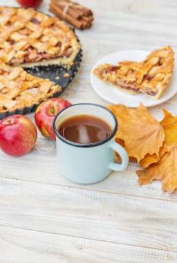 Elma ve tarçın ile Pasta. Seçici odaklama.